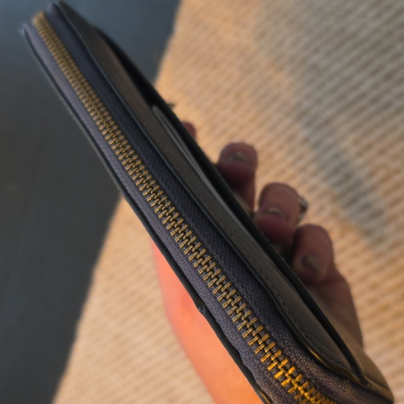 Coach Midnight Blue Leather Zip Wallet - Picture 4 of 7